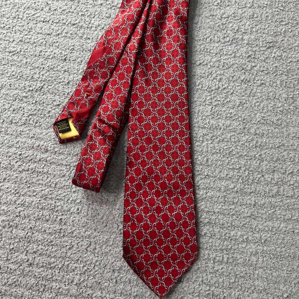 Donald J. Trump Silk Tie Geometric Chain Red OS Classic Professional Power Tie - Picture 2 of 4